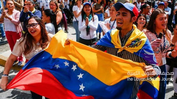 خوان غوايدو يكشف عن "اجتماعات سرية بين المعارضة والجيش" في فنزويلا - 105410382 hi052008373