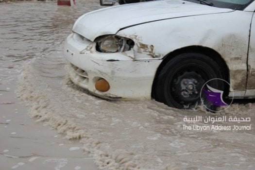 (شاهد الصور) ارتفاع منسوب مياه الأمطار يتسبب في تعطيل حركة المرور في إجدابيا  - 49173022 1862211597228785 7841969967296675840 n