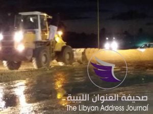 بالصور ..محتجون يغلقون طريق عام بمصراتة لتردي مستوى البنية التحتية - 49653997 966435713556091 1316189914655621120 n