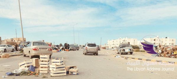 شاهد الصور.. مخلفات سوق عشوائي تشوه منطقة الفلاح بطرابلس 8 شاهد الصور.. مخلفات سوق عشوائي تشوه منطقة الفلاح بطرابلس - 50967350 672677206463488 8682269070239727616 n