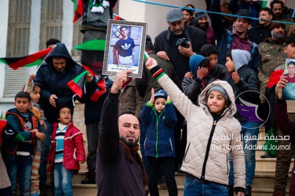 بالصور.. البيضاء تحتفل بالذكرى الثامنة لثورة فبراير 7 بالصور.. البيضاء تحتفل بالذكرى الثامنة لثورة فبراير - 52482093 587952188340944 2348415103008768000 n 600x400