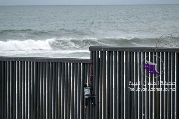 البنتاغون يصرف مليار دولار لبناء الجدار الحدودي مع المكسيك - 18a8e0c3af0d4a7356b5f6420f893d6e6f34a4b8