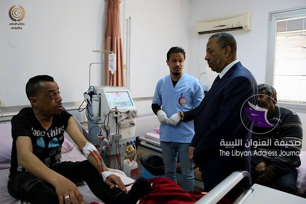 (شاهد الصور) الثني يجري جولة مفاجأة لمركز الكلى ببنغازي - 53705901 620750551697745 3558694495694356480 n