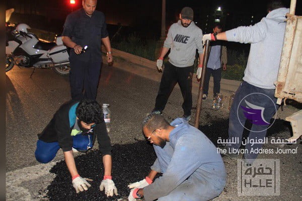 "حفرة" حملة تطوعية لترميم الطرق في بنغازي 8 "حفرة" حملة تطوعية لترميم الطرق في بنغازي - 54358736 261314954812910 8230207115042488320 n