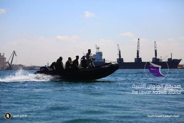 شاهد الصور..القوات الخاصة البحرية والضفادع البشرية تجريان مناورة في بنغازي - 55492845 2632789476762645 695703419695923200 n