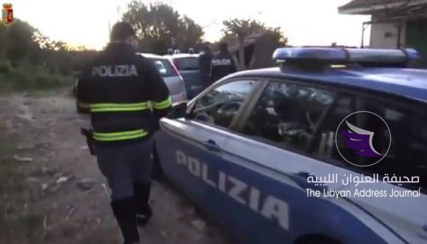 الكشف عن عصابة لتهريب سيارات من إيطاليا إلى ليبيا عبر مالطا - Photos 41 810x455