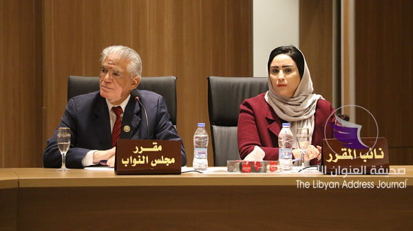 (شاهد الصور) النواب يعقد أولى جلساته بمقره الدستوري في بنغازي 10 (شاهد الصور) النواب يعقد أولى جلساته بمقره الدستوري في بنغازي - 0D5A0605