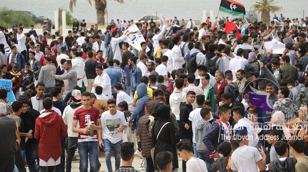 (شاهد الصور) وقفة طلابية داعمة للجيش في بنغازي - 0D5A9091