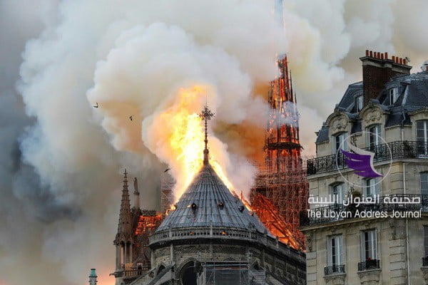 "حريق رهيب" في كاتدرائية نوتردام بباريس - 54bbd6d6f1735a0354a9cc0caed108f462740e86