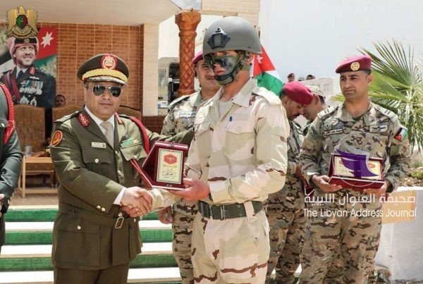 مدير مكتب القائد العام يشرف على تخريج ضباط ليبيين في الأردن - 58462543 2329219393985517 8688975614427791360 n