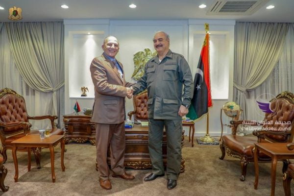المشير حفتر يستقبل عضو مجلس إدارة الوطنية للنفط جادالله العوكلي - 58574619 2330940643813392 8190249664193232896 n e1556555395824