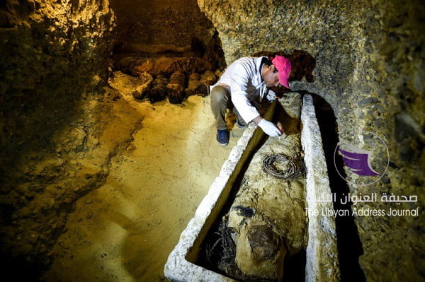 فتح ناووس يحوي مومياء أحد كبار الكهنة في مصر القديمة - 82a2e9e69b0277d3f23e65e182a2158571856730