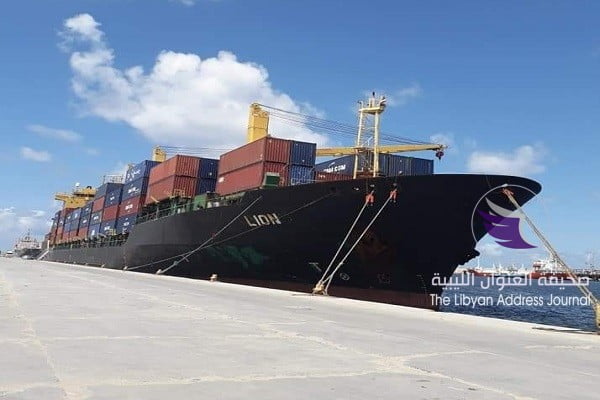 ميناء بنغازي يستقبل سفينة شحن بحمولات متنوعة - 60876673 2337953016487602 2040174899426754560 n