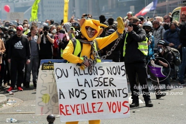 المحتجون من حركة "السترات الصفراء" ينزلون مجددا إلى الشارع في فرنسا - 97726f49c4b5936bd1defe82c93ee3def66fd7bb