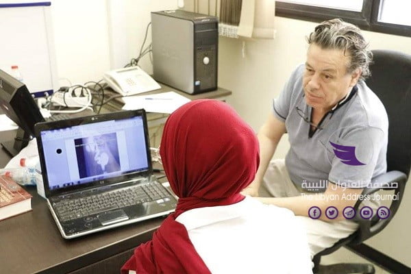 إجراء امتحانات شفوية لطلبة السنة الرابعة بقسم الأشعة بكلية الطب بنغازي - 66024546 316326189248339 213562928056500224 n