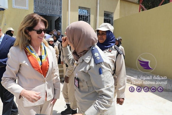 ستيفاني ويليامز تزور قسم الشرطة النسائية بمديرية أمن بنغازي 6 ستيفاني ويليامز تزور قسم الشرطة النسائية بمديرية أمن بنغازي - 66377913 2183606198355751 4924331776123338752 n