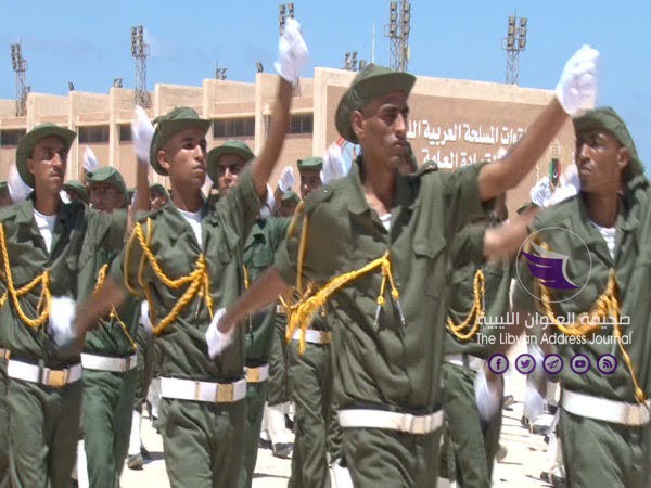بالصور.. تخريج 1500 جندي بمراكز التدريب العسكري الأساسي 5 بالصور.. تخريج 1500 جندي بمراكز التدريب العسكري الأساسي - 00 0047 2008 01 26 173045.M2T.00 00 05 06.Still001