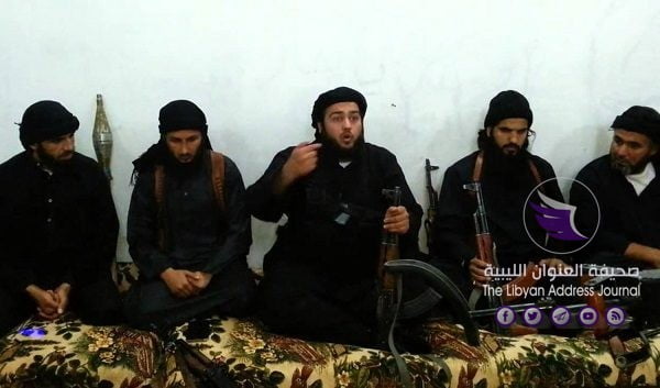 مُستندًا على "الفتاوى المتطرفة" للغرياني.. مفتي "جبهة النصرة" الإرهابية المتحالفة مع تركيا يحرض لقتال القوات المسلحة - 910418881124067651