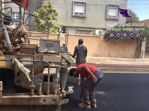 بالصور| بلدية بنغازي تواصل رصف الطرق - 69715618 2351675791620297 1358016037055889408 n