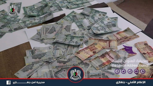 القبض على شخصين يزوران العملة المحلية في بنغازي - 70938957 405577916824761 8257913605471600640 n