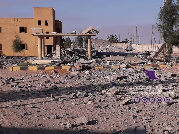 بالصور| جانب من الضربة الجوية التي استهدفت معسكرا للميليشيات بمنطقة جارف بسرت - 71799669 131328074874969 1493910790871187456 n