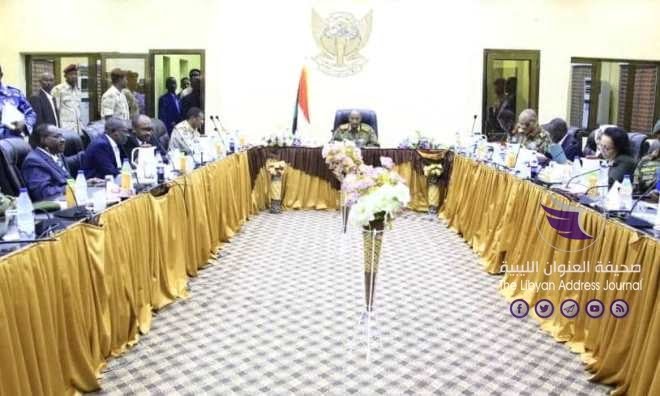 السودان يقرر غلق الحدود مع ليبيا لمخاوف أمنية واقتصادية - EFZReV5XYAAogiF