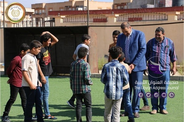في أول يوم دراسي.. وزير التعليم بالمؤقتة يتفقد عددا من مدارس البيضاء 8 في أول يوم دراسي.. وزير التعليم بالمؤقتة يتفقد عددا من مدارس البيضاء - 72152799 2425812667694124 5150016149861171200 n