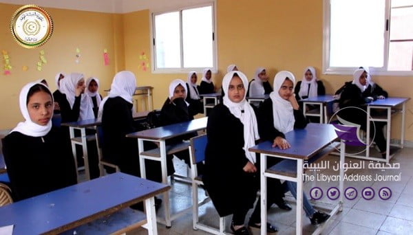 في أول يوم دراسي.. وزير التعليم بالمؤقتة يتفقد عددا من مدارس البيضاء 9 في أول يوم دراسي.. وزير التعليم بالمؤقتة يتفقد عددا من مدارس البيضاء - 72438044 2425813267694064 6590522647358996480 n