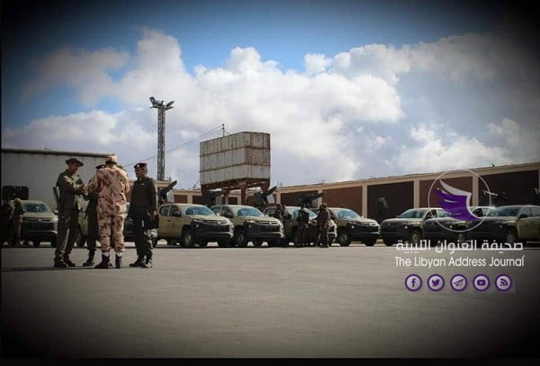 صور ..الحكومة المؤقتة تدعم كتيبة سبل السلام في الكفرة بـ20 سيارة مسلحة - 600