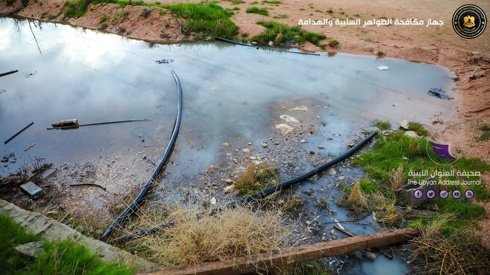 بسبب المخالفات.. "الظواهر السلبية" يغلق مصنعا للمنتجات الغذائية في بنغازي 18 بسبب المخالفات.. "الظواهر السلبية" يغلق مصنعا للمنتجات الغذائية في بنغازي - 80998787 164682931572971 6185024889338986496 o