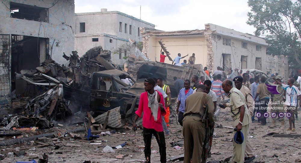 انفجار سيارة مفخخة استهدفت أتراك في الصومال - 1027377758