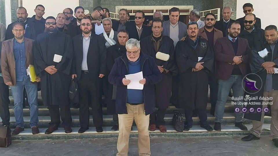 في وقفة احتجاجية.. نقابة المحامين تطالب مجلس الأمن والبعثة الأممية بتحديد موقفها من حكومة الوفاق بعد جلبها للمرتزقة والمتطرفين - 81014996 120320069461500 1640422785446576128 o