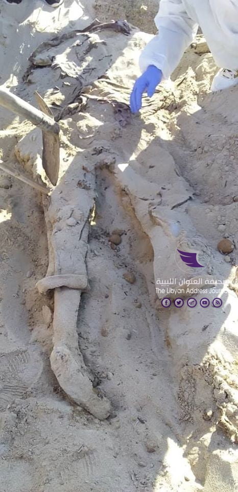 بالصور| العثور على مقبرة جماعية في سرت 13 بالصور| العثور على مقبرة جماعية في سرت - 87828856 1094248317575927 2001748063252643840 o