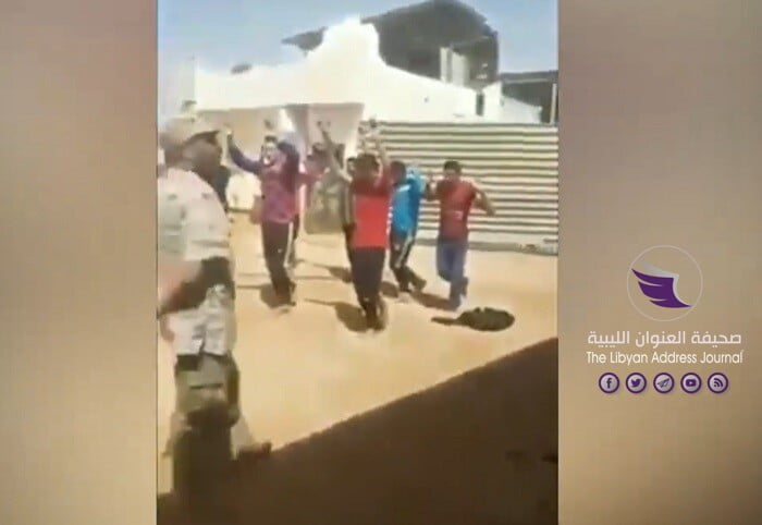 انتهاك جديد لمسلحي الوفاق.. "فيديو" يظهر احتجاز وتعذيب عمال مصريون في ترهونة - Screenshot اااااااا4