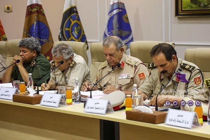 بالصور| القائد العام يعقد اجتماعا برؤساء أركان الجيش وأمراء غرف العمليات - 107109644 186935812769607 5497944666685244753 o