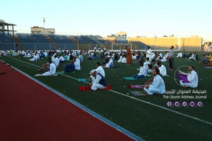بالصور| أهالي البيضاء يؤدون صلاة العيد في ملعب نادي الأخضر 7 بالصور| أهالي البيضاء يؤدون صلاة العيد في ملعب نادي الأخضر - 116721450 3430006130395932 6792603713987904254 n