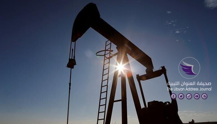 النفط يصعد بعد تراجع كبير في المخزونات الأمريكية وترقب اجتماع لجنة أوبك - image