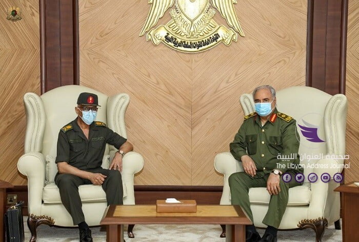 (شاهد الصور) القائد العام يلتقي مدير إدارة المخابرات الحربية المصرية - 118205857 3098931140226099 4430013674045200557 o