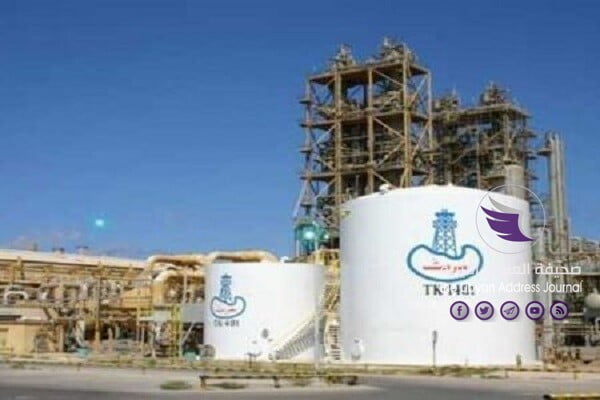 مشاورات بين الحكومة الليبية والوفاق بشأن توزيع عائدات النفط - 6 14 1132x670 1 450x300 1