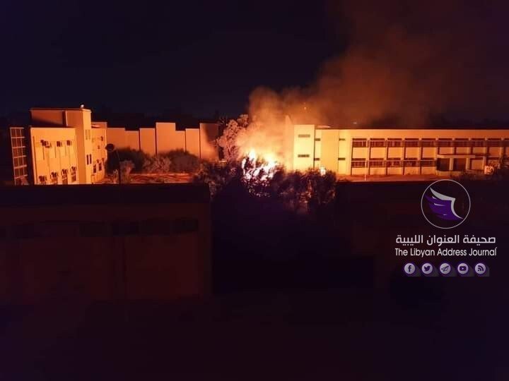 الأمن ينفي اندلاع حريق بمقر مجلس النواب بنغازي - EhVsXyQWoAI2VT9