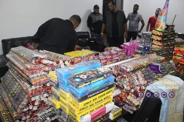 مديرية أمن طرابلس تضبط كميات كبيرة من الألعاب النارية 1 مديرية أمن طرابلس تضبط كميات كبيرة من الألعاب النارية - أمن طرابلس 3