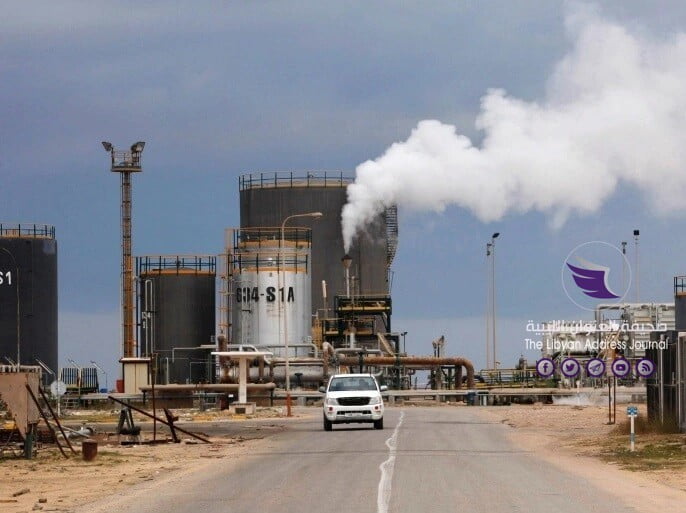 تراجع أسعار النفط وسط مخاوف من زيادة المعروض الليبي - 00