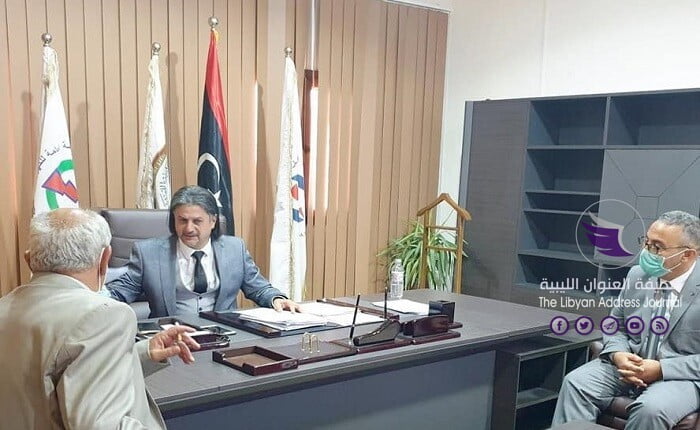 الكهرباء الليبية تبحث أوضاع الشبكة بطبرق - 120755167 709030723293079 1240949159923915110 n