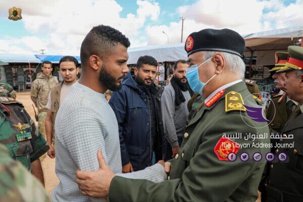 صور.. القائد العام يقدّم واجب العزاء في وفاة بوخمادة - 123444971 3221622657947386 8349959578659197535 n