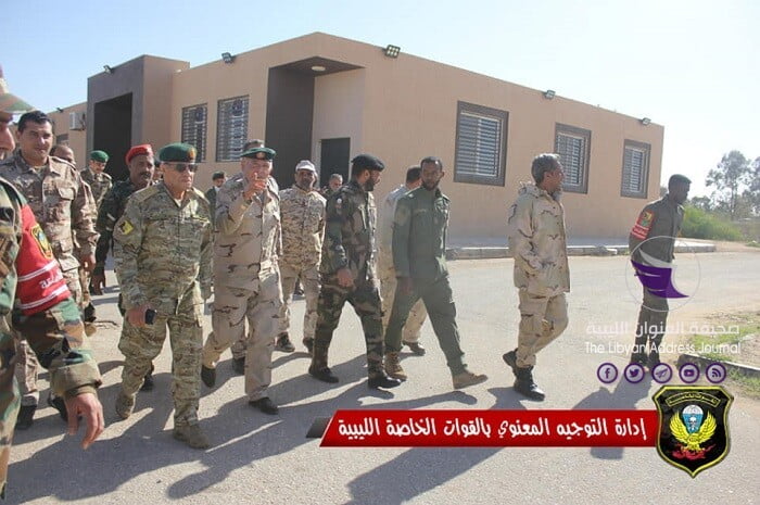 مدير إدارة القوات الخاصة الليبية يتابع سير العمل بالكتيبة 36 صاعقة ببنغازي - 128209410 1802632126582041 6978569770511433726 n