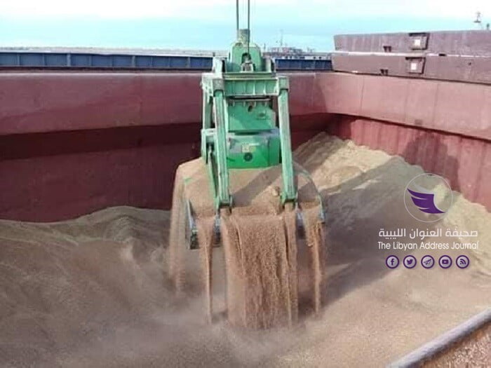 ميناء بنغازي يستقبل 3 سفن محملة ببضائع متنوعة - 131920459 210819420579536 2036449612006261774 n
