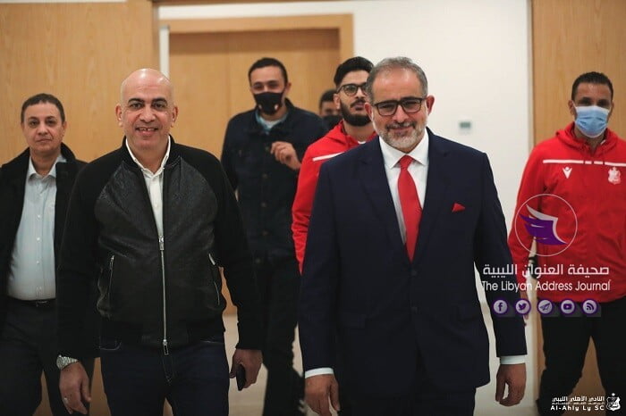 قُبيل مواجهة الترجي.. النايض يُهدي الأهلي بنغازي مكتبا دائما في القاهرة - 132193020 3627809140637538 216160909123630122 o
