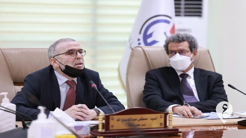 الوطنية للنفط ترحب بقرار زيادة العلاوة الحقلية - جانب من اجتماع وزير النفط ورئيس المؤسسة الوطنية الصورة من المؤسسة 22 أبريل 2021 960x639 1
