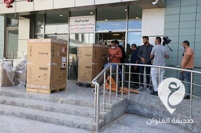 مؤسسة النفط تمنح مركز مصراتة الطبي شحنة تجهيزات طبية - zITcgo5TeHgcTEoU7utB