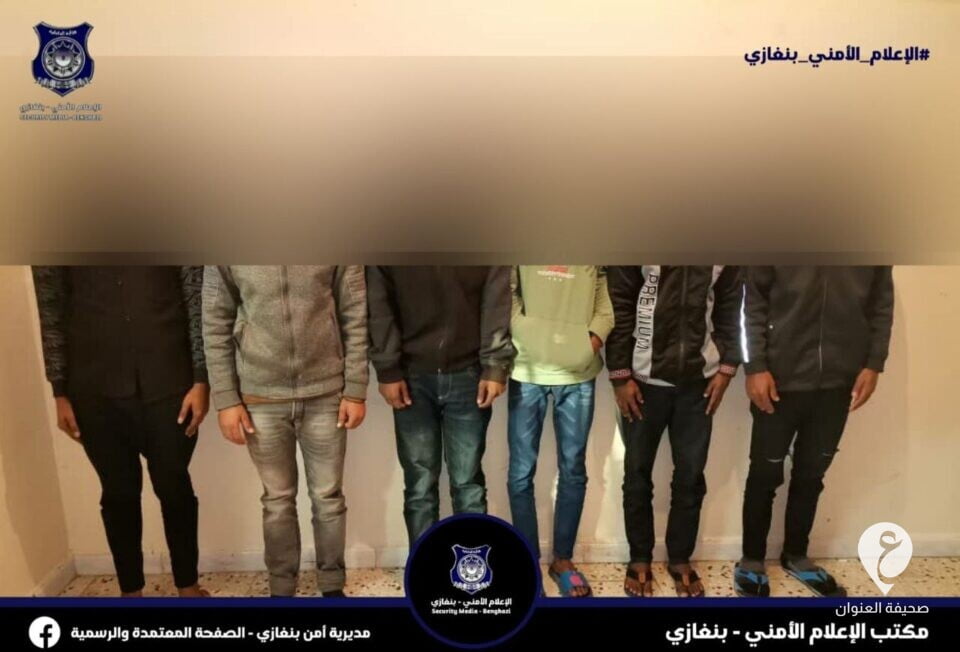 أمن بنغازي تحرر 17 بنغلاديشي وتقبض على الخاطفين الـ 9  - 1 10